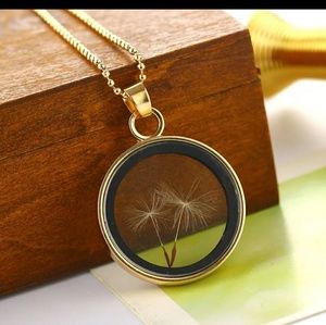 Dandelion Seed Gold Pendant Necklace - NWOT